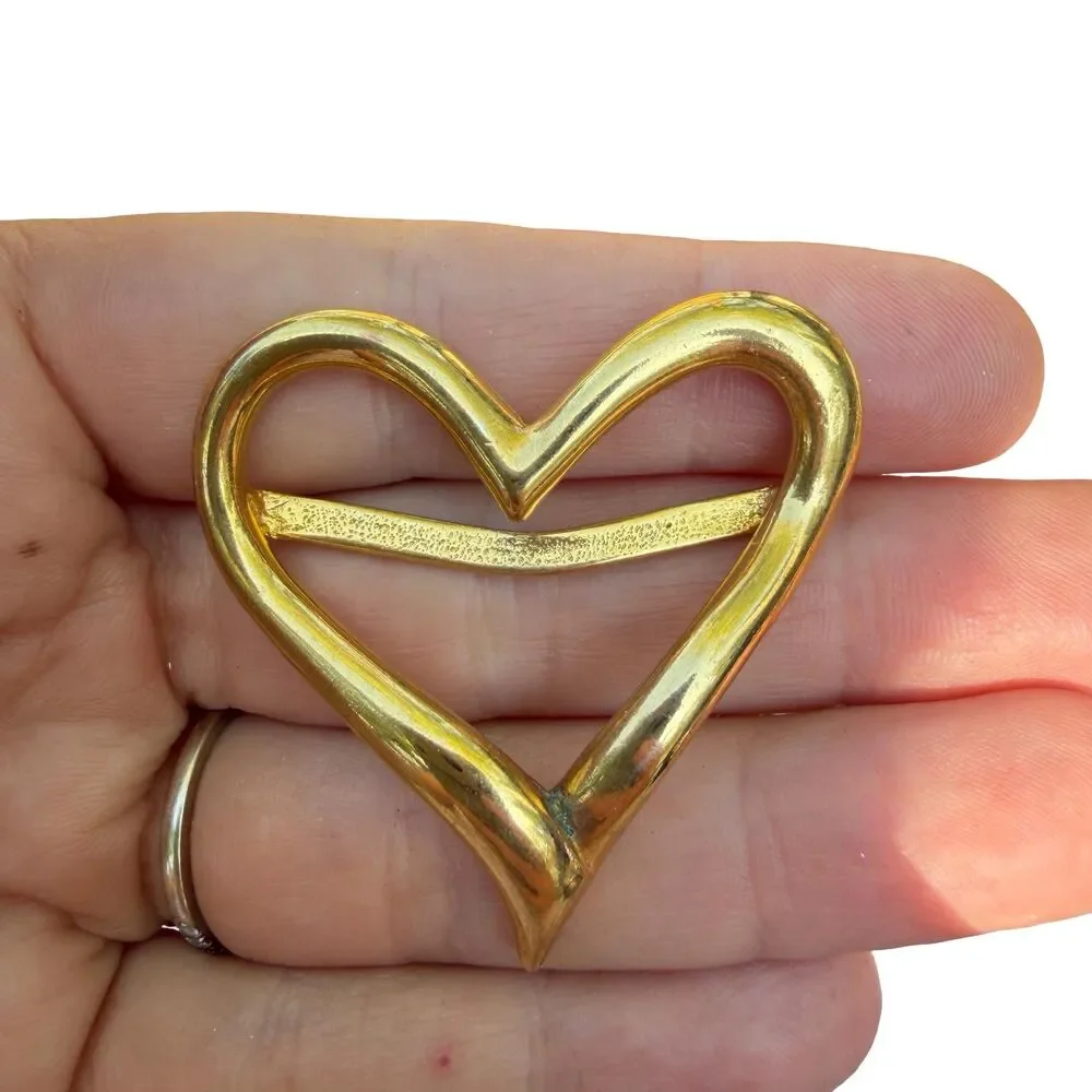 Vintage Jewelry Gold Tone Heart Scarf Slide Heart scarf Clip